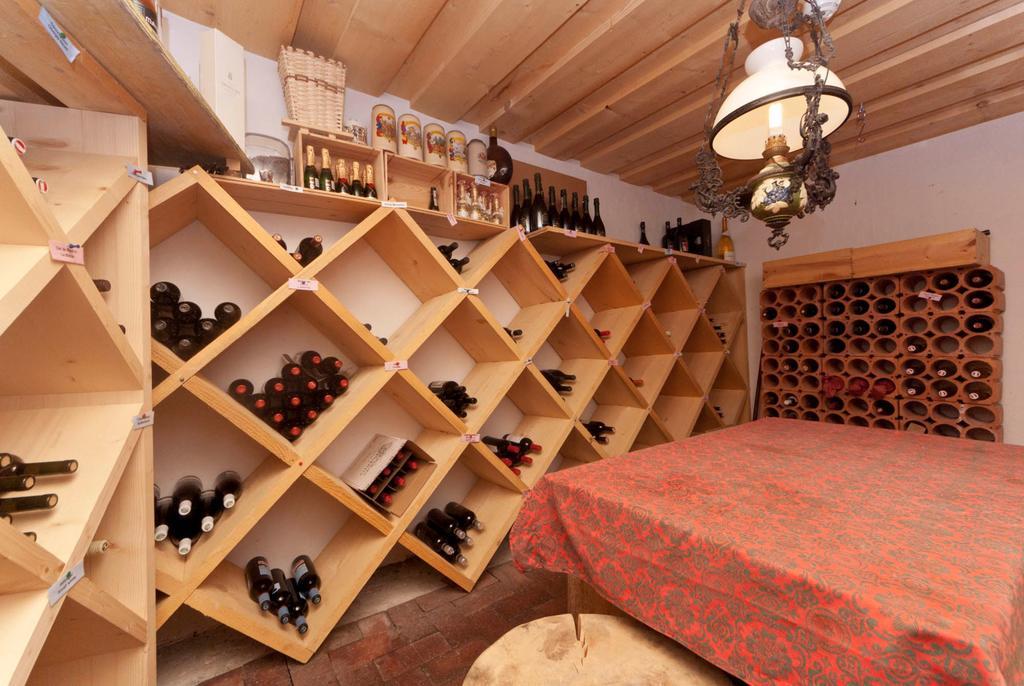 Hotel Des Alpes ซัมเนาน์ ภายนอก รูปภาพ
